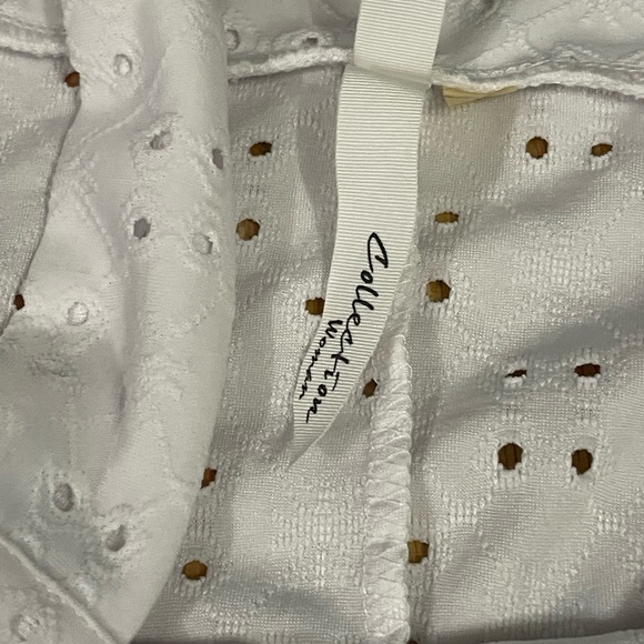 NEW- Collection woman white blouse 1x from Macys - Picture 2 of 3